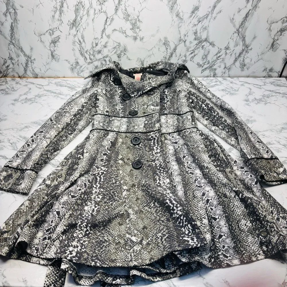 Y2K Candie's Black Grey & White Snake-Print Trench Coat with Belt Size Medium - Picture 6 of 12